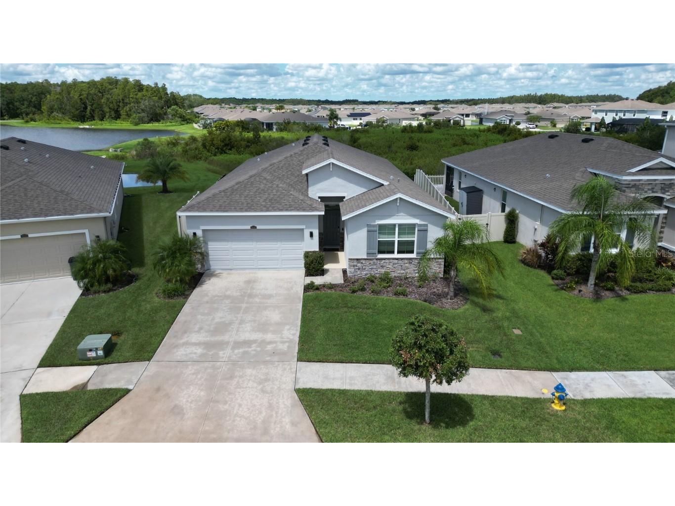 33149 Sand Creek Drive Wesley Chapel FL 33543 TB8305006 image1