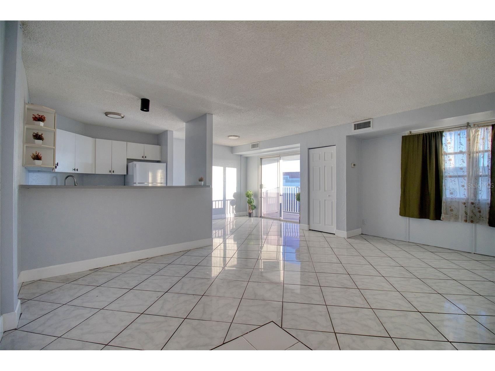 3315 58 Avenue S #608 Saint Petersburg FL 33712 TB8474902 image3