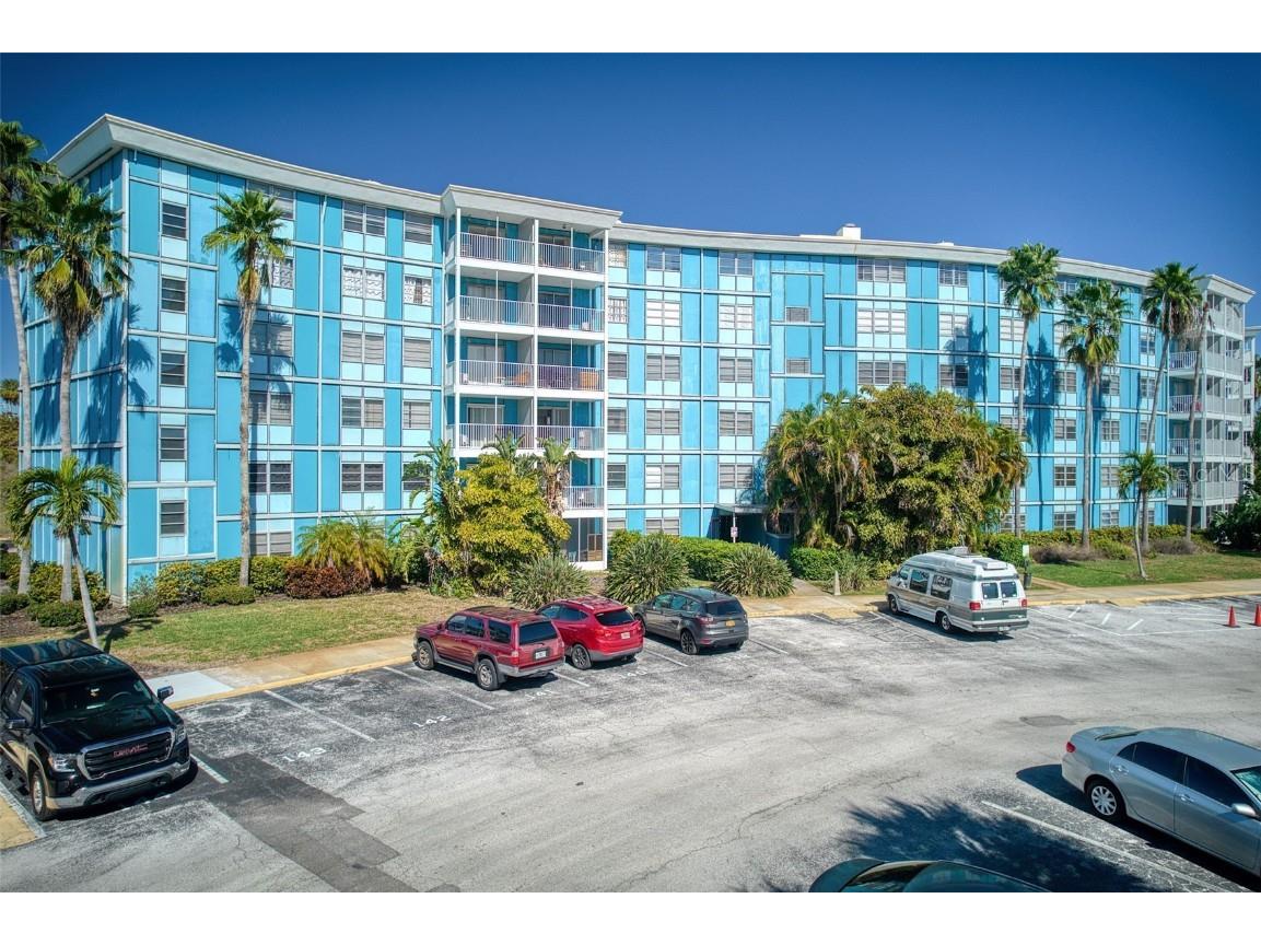 3315 58th Avenue S #112 Saint Petersburg FL 33712 U8230527 image1
