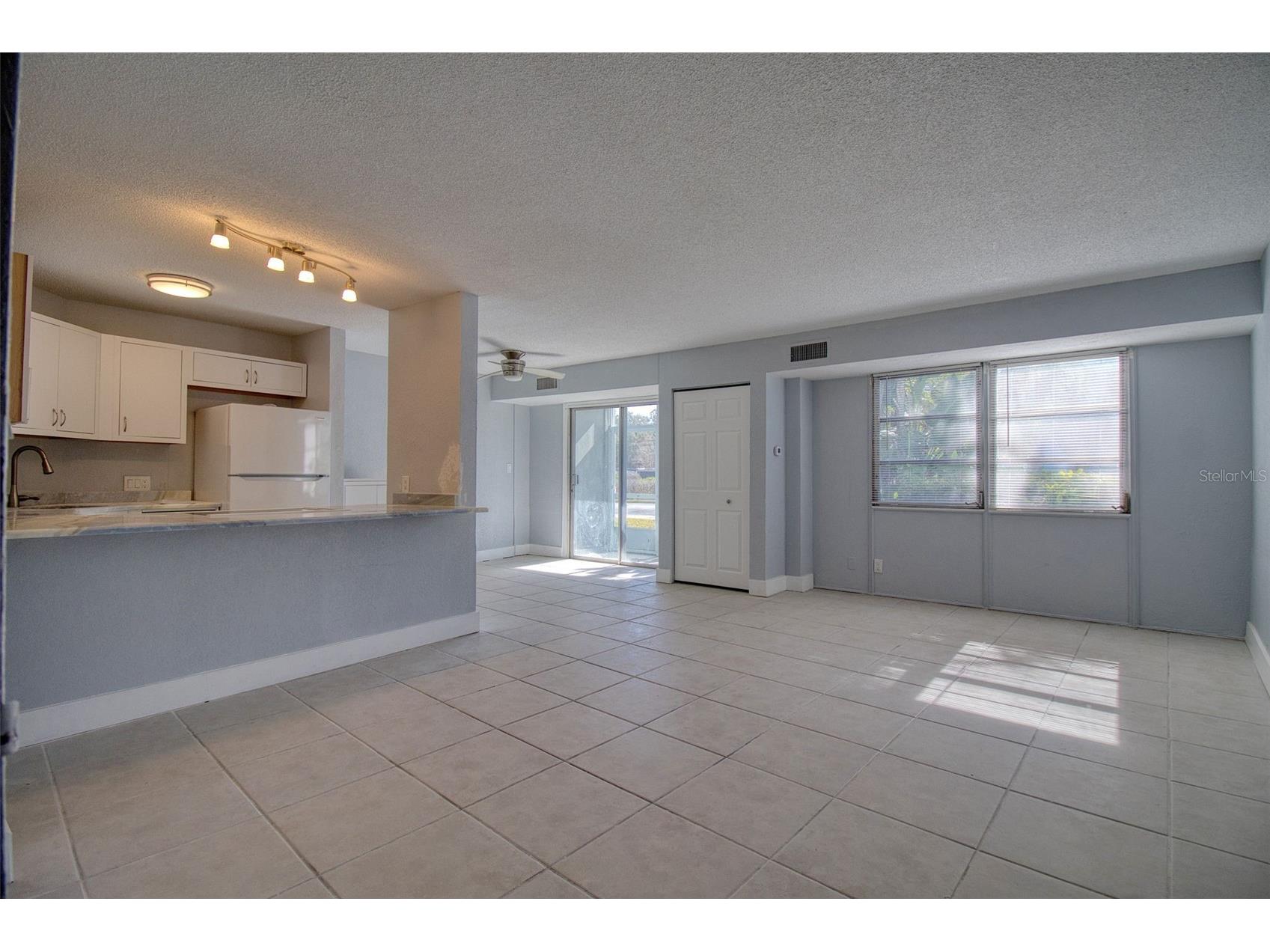 3315 58th Avenue S #112 Saint Petersburg FL 33712 TB8456361 image4