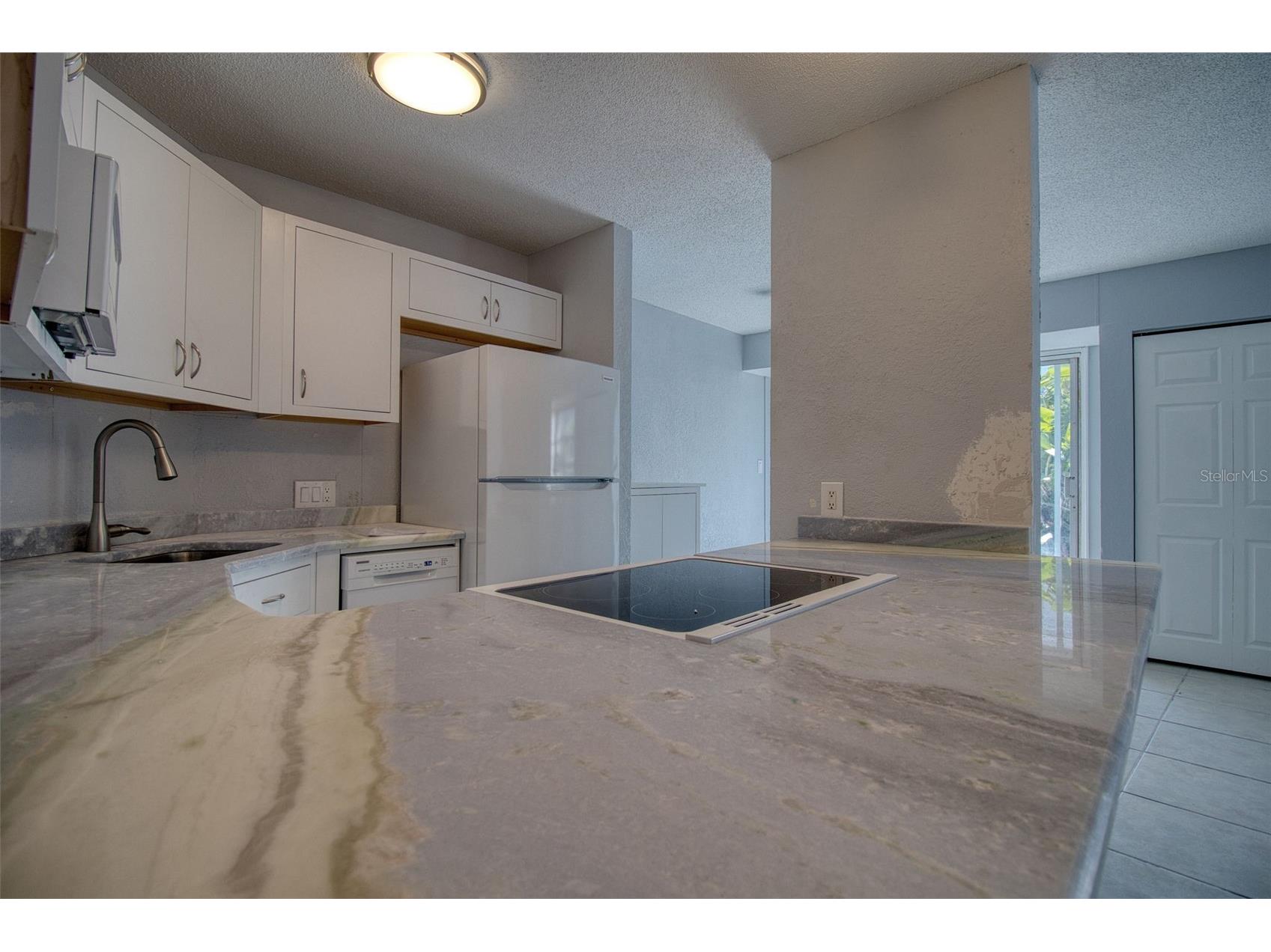3315 58th Avenue S #112 Saint Petersburg FL 33712 TB8456361 image8