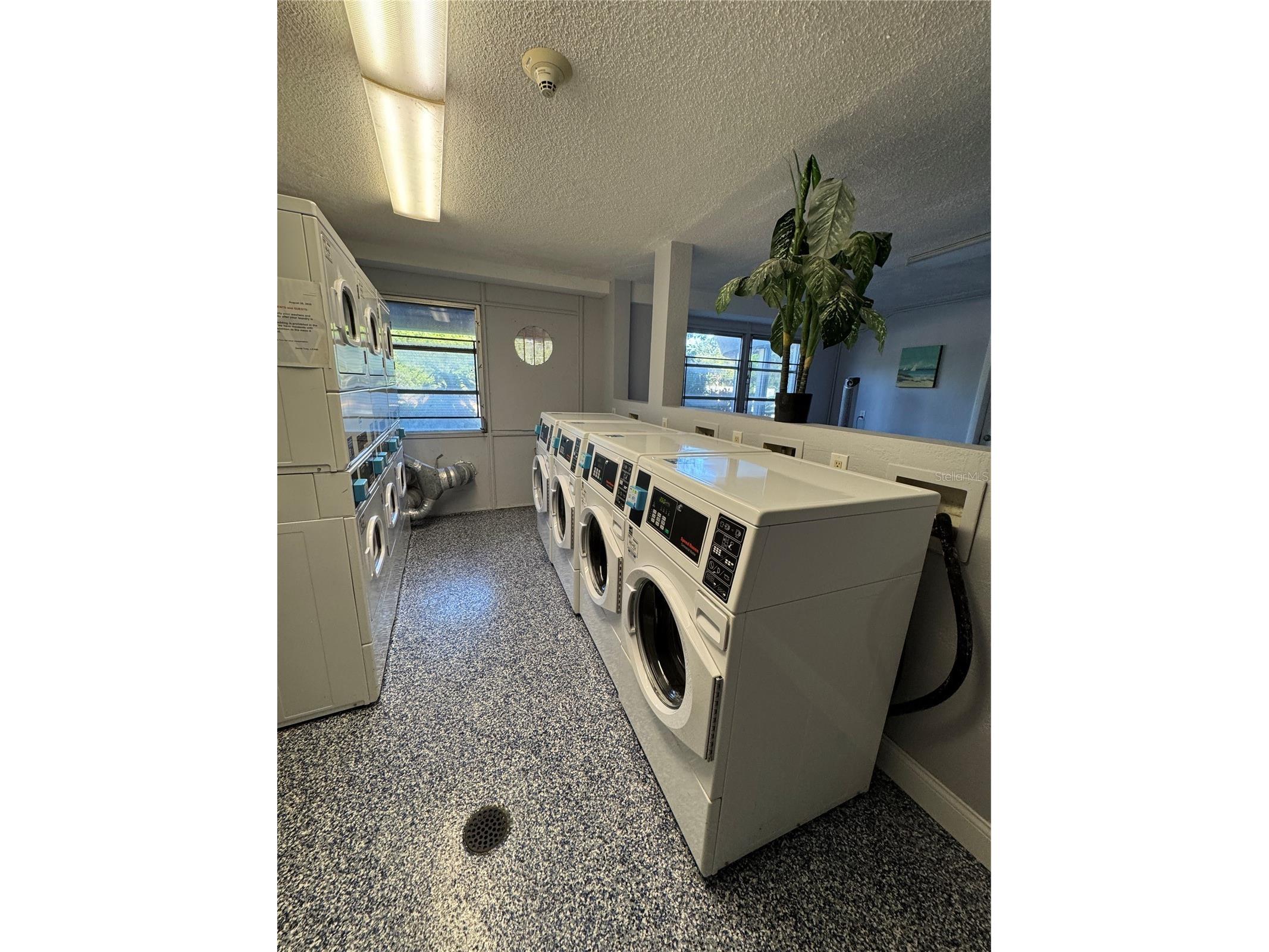 3315 58th Avenue S #201 Saint Petersburg FL 33712 O6422833 image4