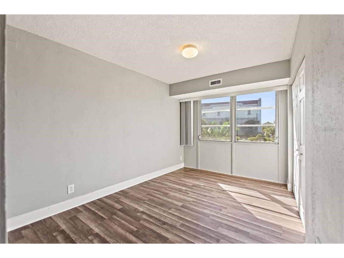 3315 58th Avenue S #202 Saint Petersburg FL 33712 TB8452539 image12