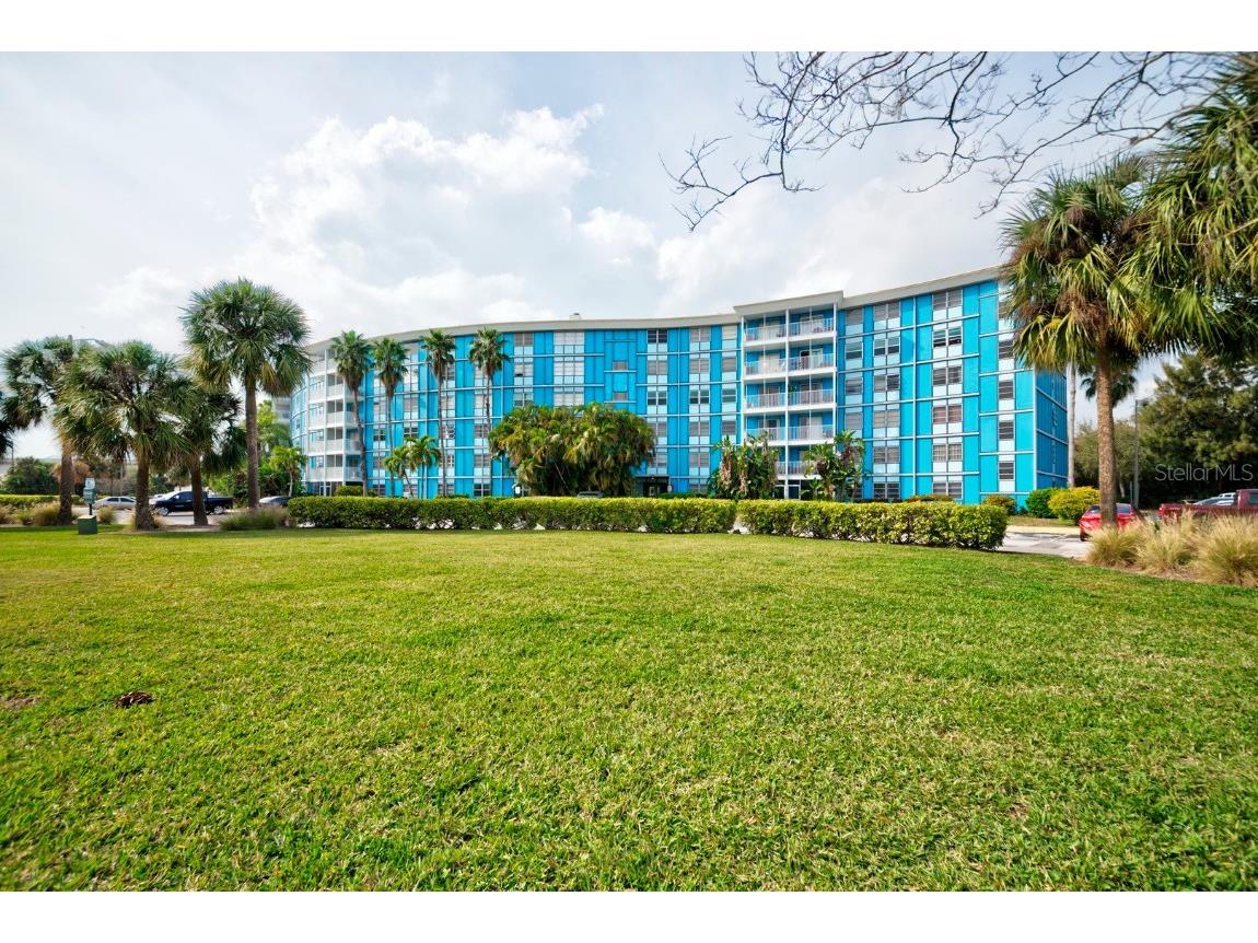 3315 58th Avenue S #306 Saint Petersburg FL 33712 T3507977 image5