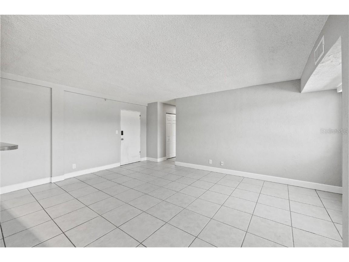 3315 58th Avenue S #309 Saint Petersburg FL 33712 TB8444162 image6