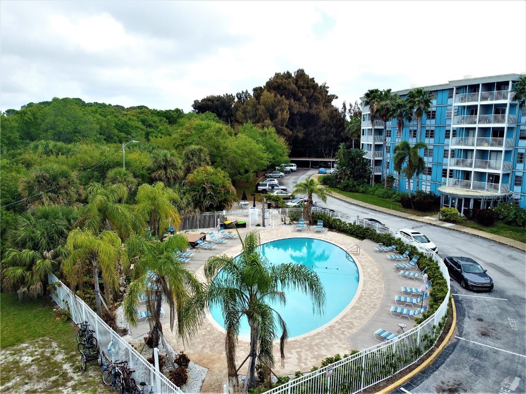 3315 58th Avenue S #318 Saint Petersburg FL 33712 U8235096 image1