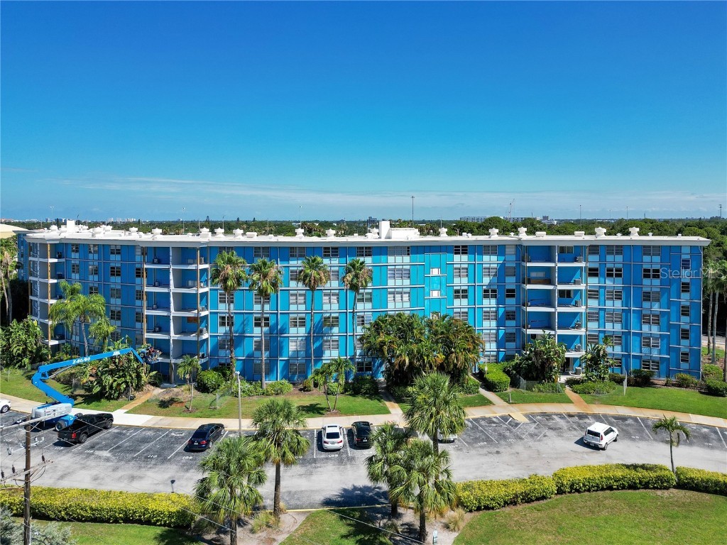 3315 58th Avenue S #516 Saint Petersburg FL 33712 A4572079 image1