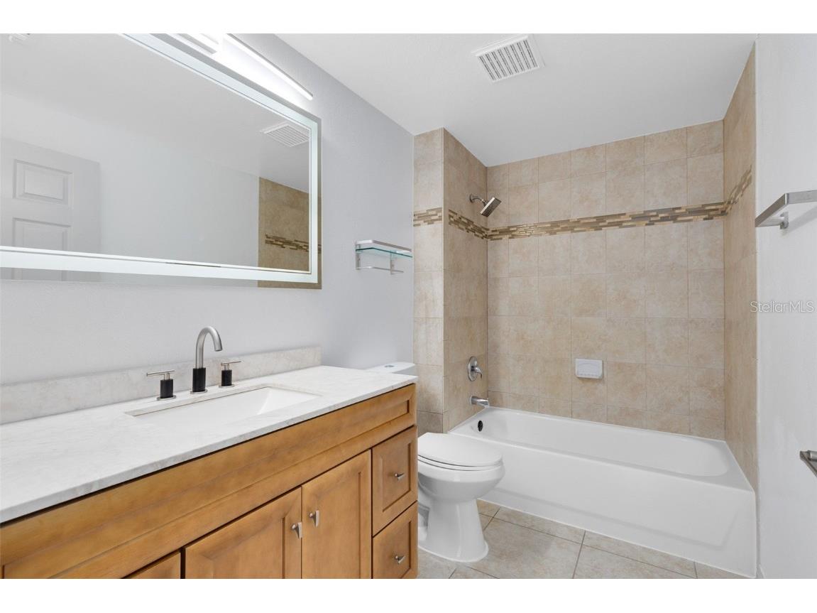 3315 Parkchester Square Boulevard #102 Orlando FL 32835 O6269094 image20