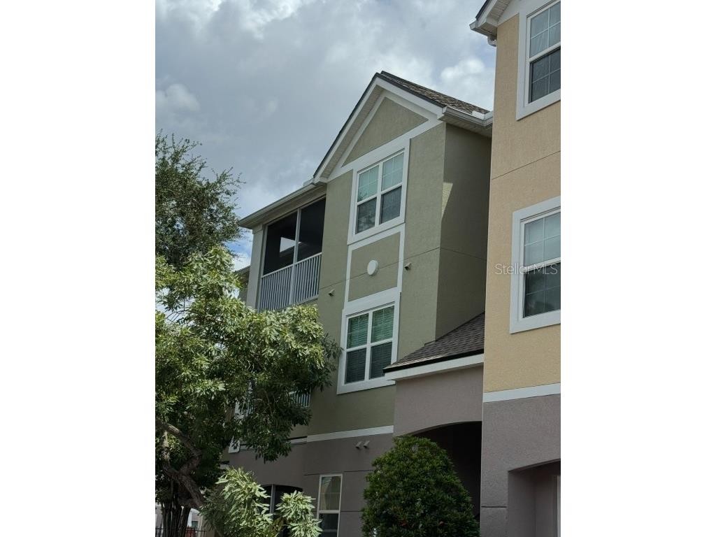 3315 Parkchester Square Boulevard #301 Orlando FL 32835 O6328650 image1