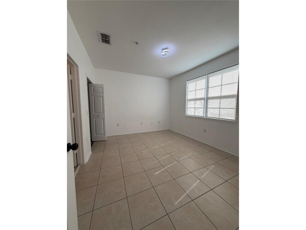 3315 Parkchester Square Boulevard #301 Orlando FL 32835 O6328650 image6