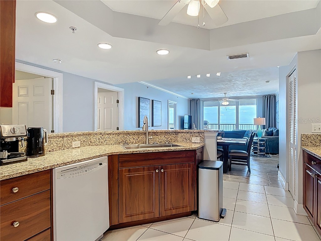 3315 S Atlantic Avenue #1806 Daytona Beach FL 32118 O6366399 image9