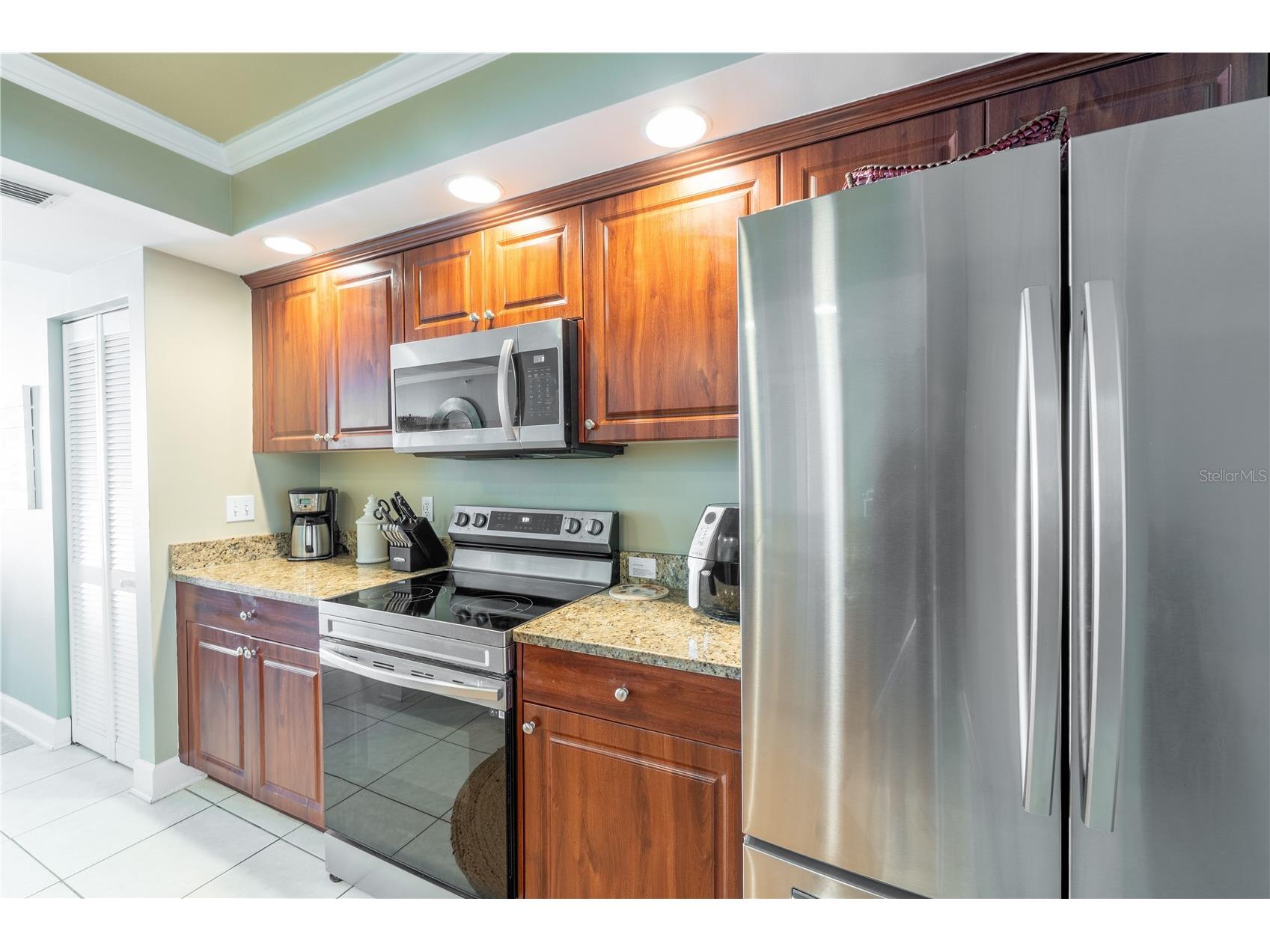 3315 S Atlantic Avenue #806 Daytona Beach Shores FL 32118 - ATLANTIC OCEAN ON EAST. ICW ON THE WEST FC315104 image7