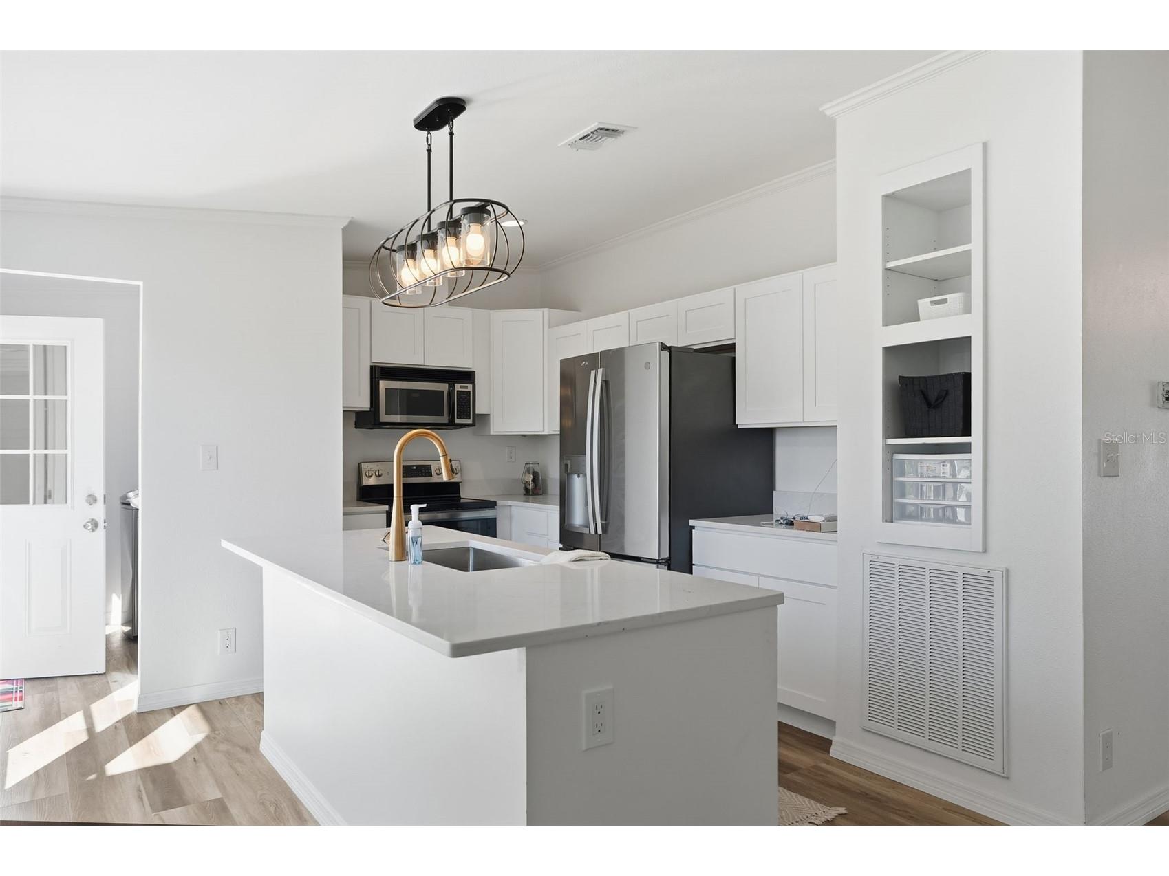 3315 Southwest Boulevard Spring Hill FL 34606 W7882496 image3