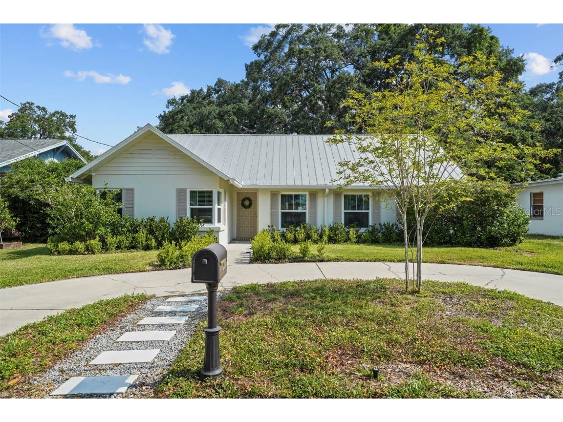 3315 W Hawthorne Road Tampa FL 33611 TB8393702 image1