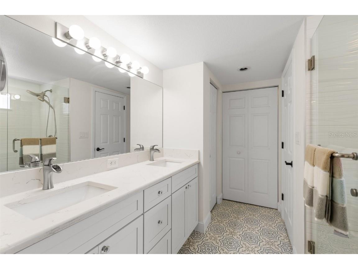 3315 W Villa Rosa Street Tampa FL 33611 TB8406468 image17