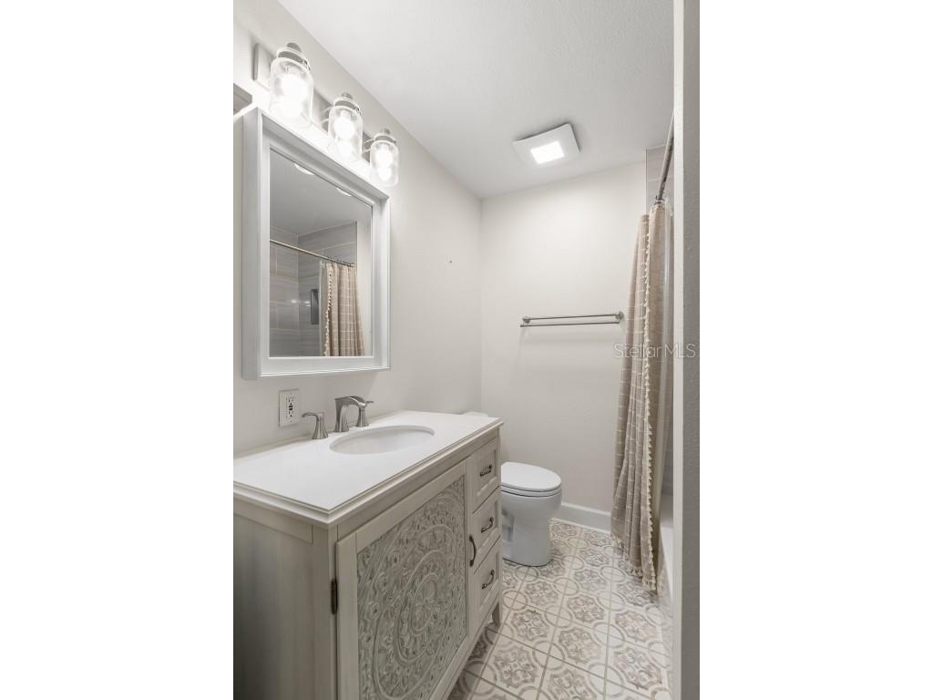 3315 W Villa Rosa Street Tampa FL 33611 TB8406468 image24