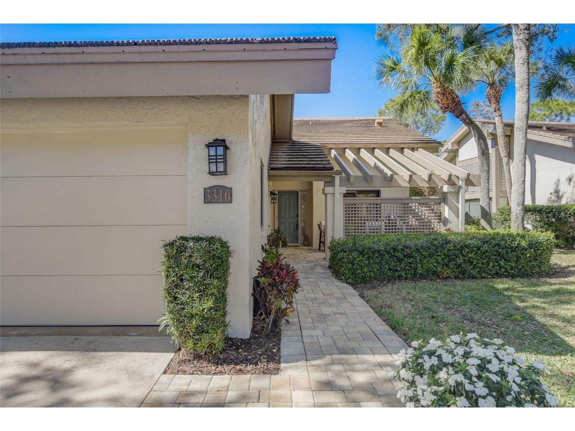 3316 Sandleheath #21 Sarasota FL 34235 U8230149 image1