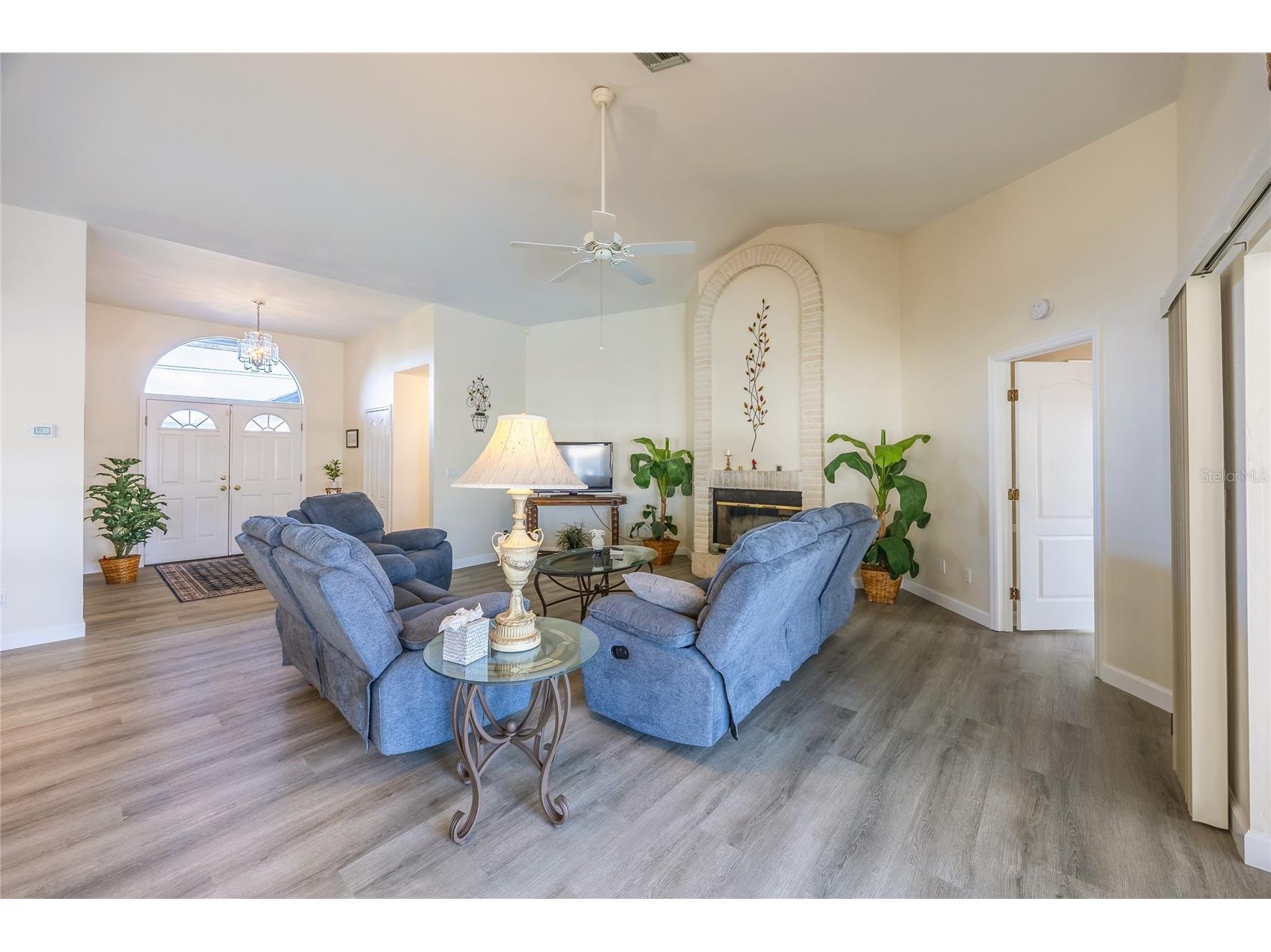 3316 SE 19th Place Cape Coral FL 33904 C7519397 image5