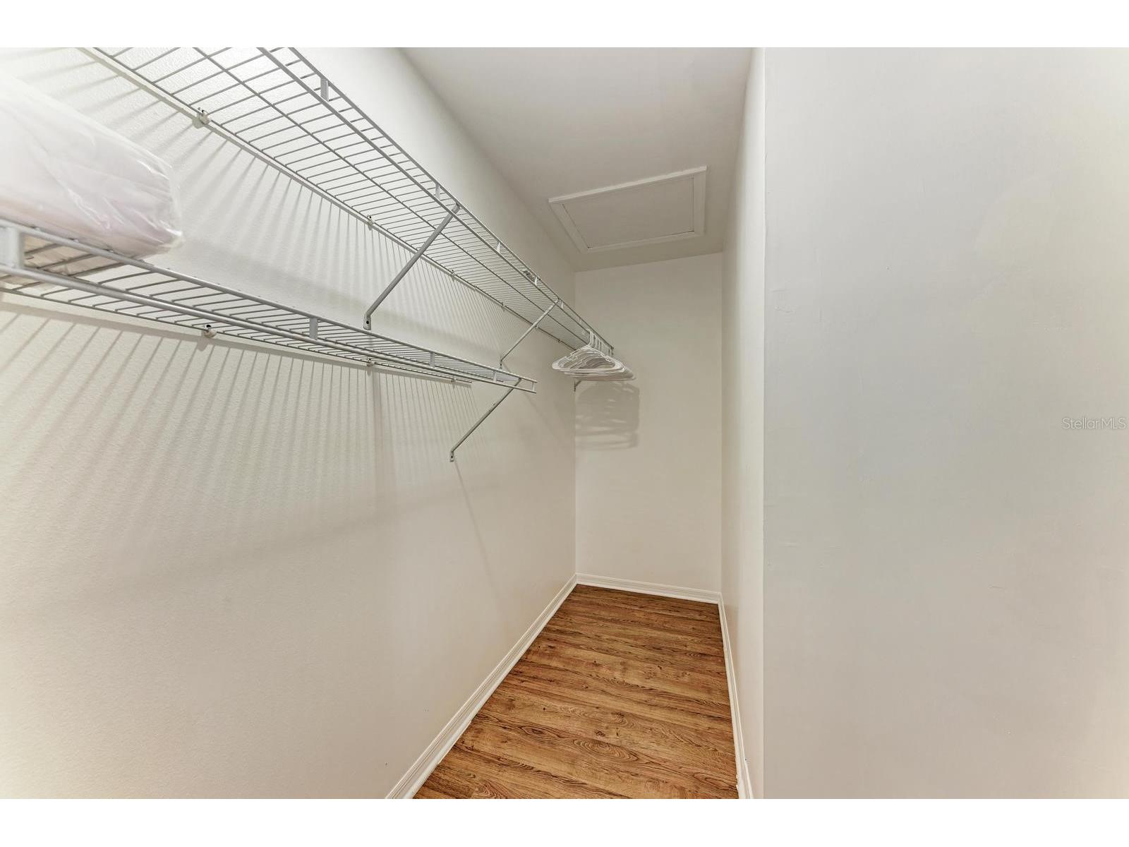 3316 Vivienda Boulevard Bradenton FL 34207 A4685946 image13