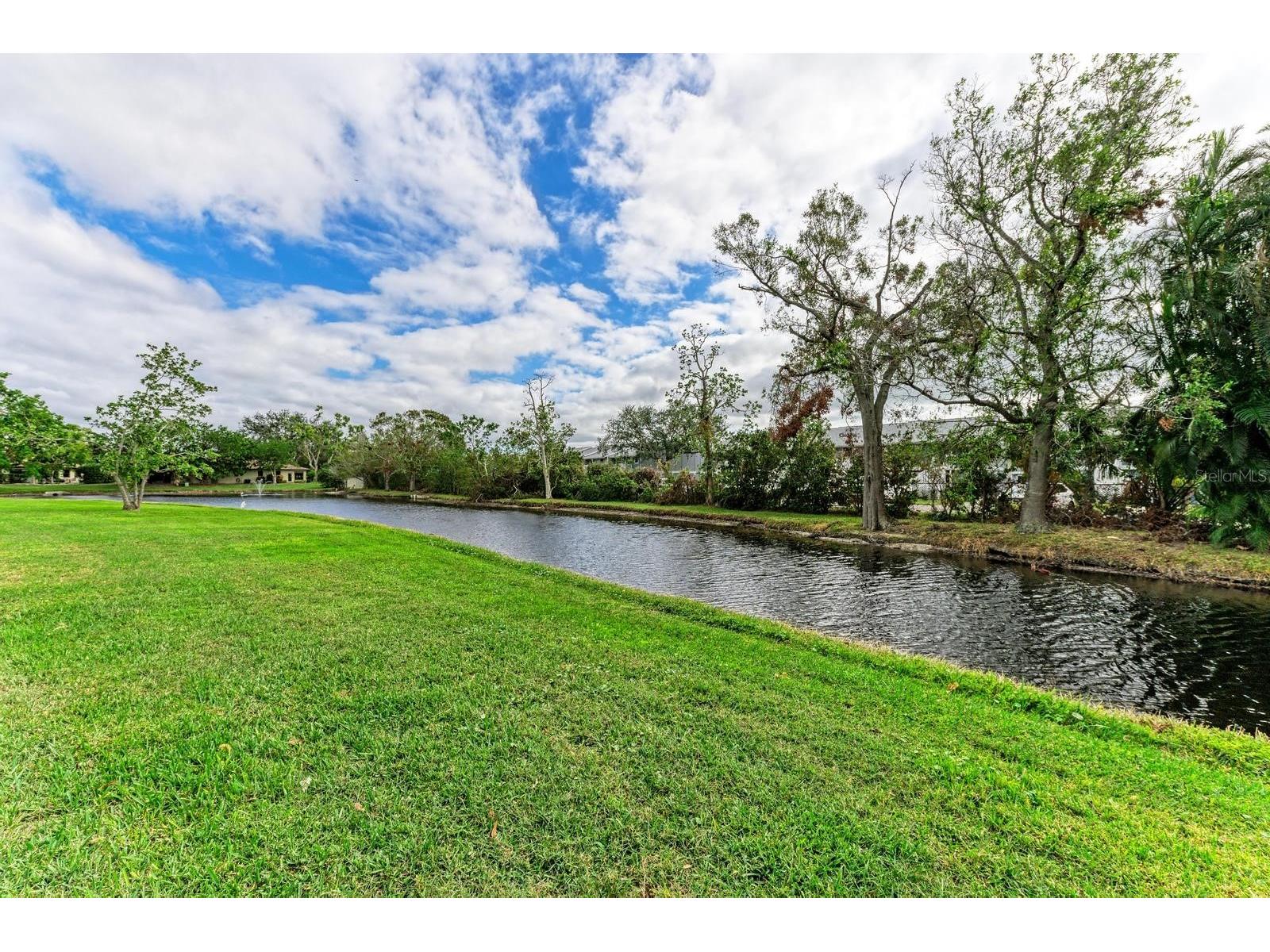 3316 Vivienda Boulevard Bradenton FL 34207 A4685946 image21