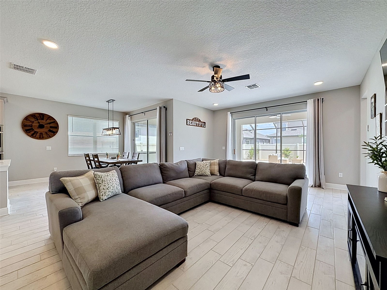 33163 Sycamore Leaf Drive Wesley Chapel FL 33545 W7885551 image23