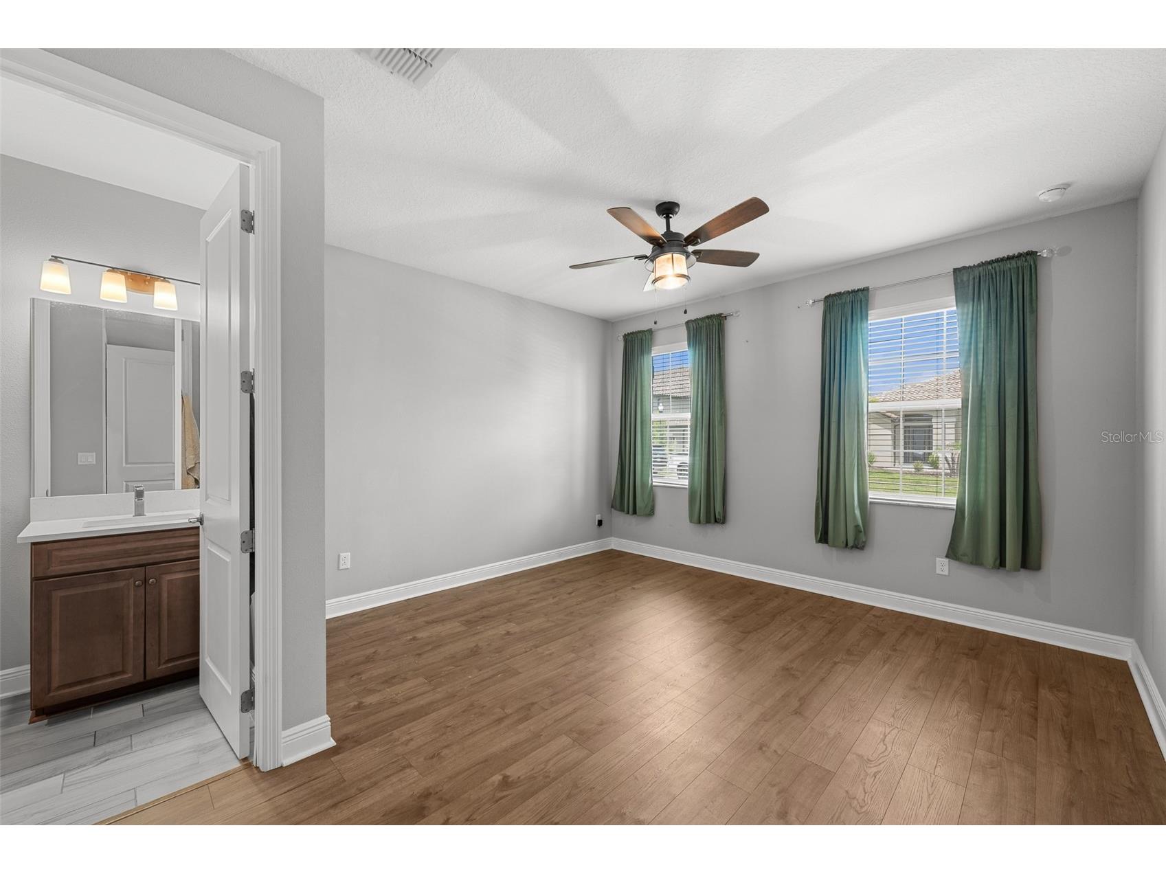 33164 Kateland Drive Wesley Chapel FL 33545 TB8513636 image34