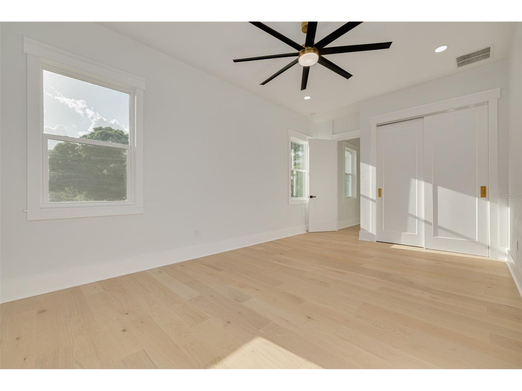 3317 15th Street N Saint Petersburg FL 33704 TB8493448 image31