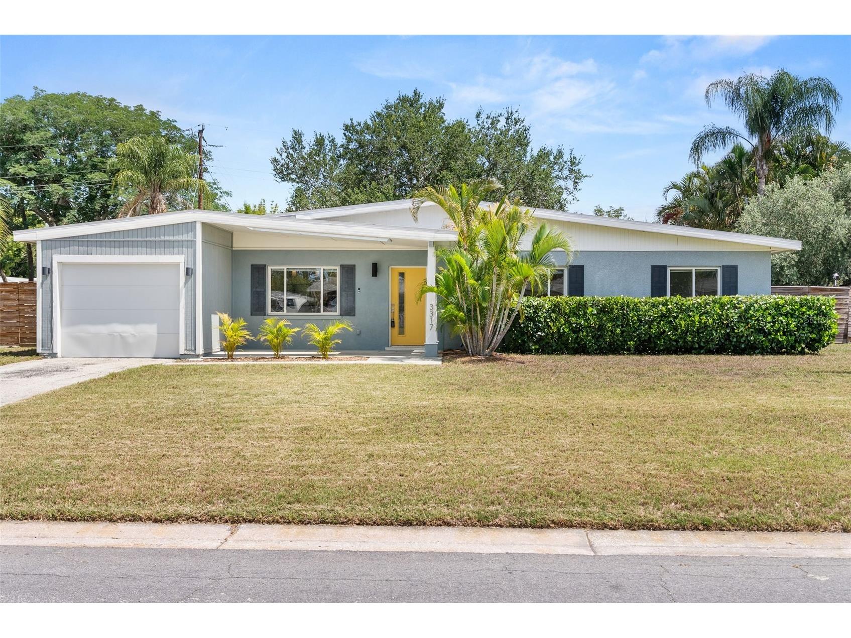 3317 Bougainvillea Street Sarasota FL 34239 A4694271 image1