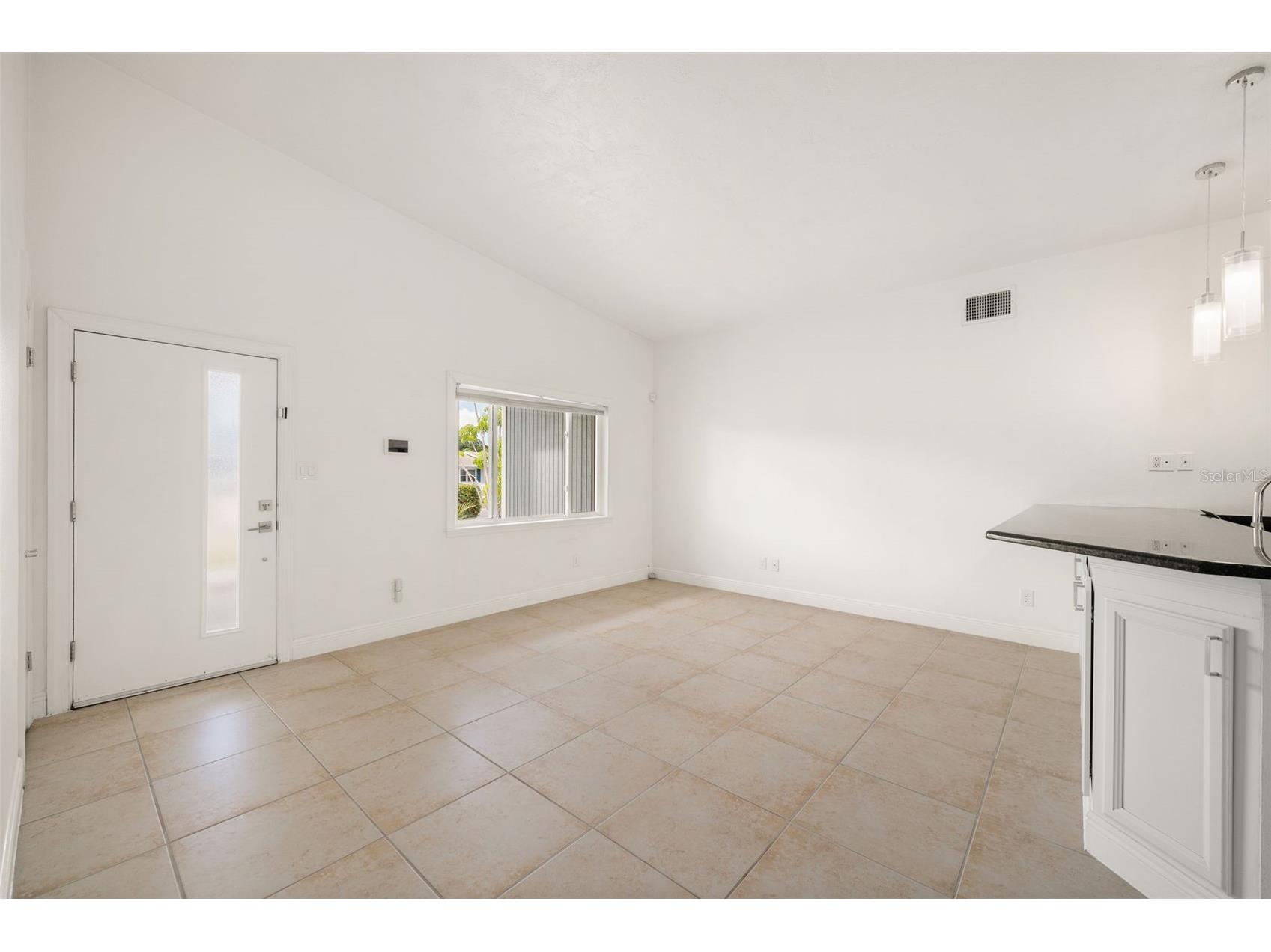 3317 Bougainvillea Street Sarasota FL 34239 A4694271 image16