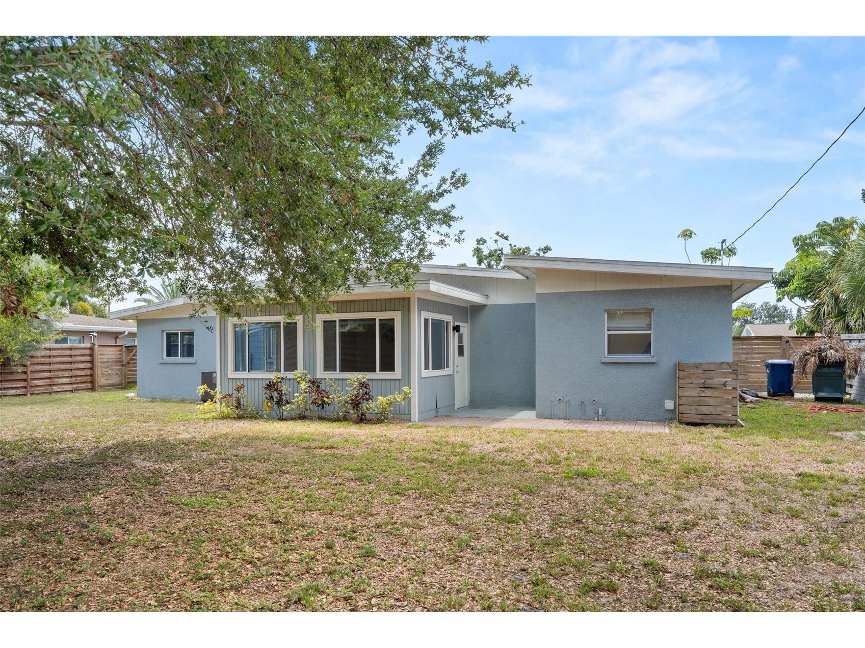 3317 Bougainvillea Street Sarasota FL 34239 A4694271 image55