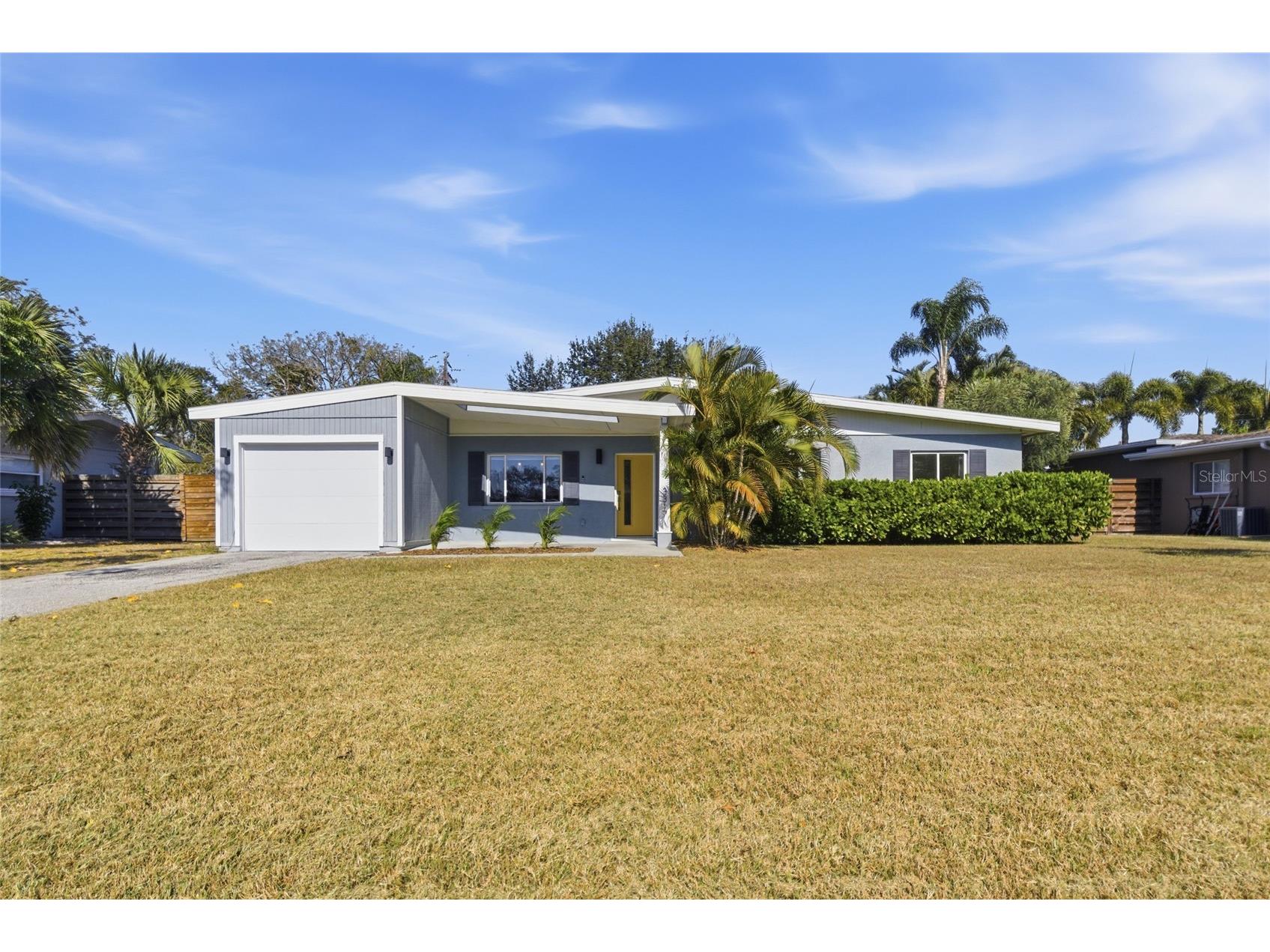 3317 Bougainvillea Street Sarasota FL 34239 N6142389 image1