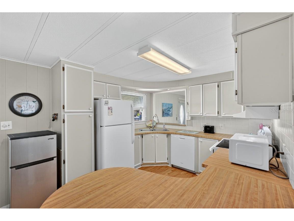 3317 Chatford Drive Holiday FL 34690 TB8440816 image25