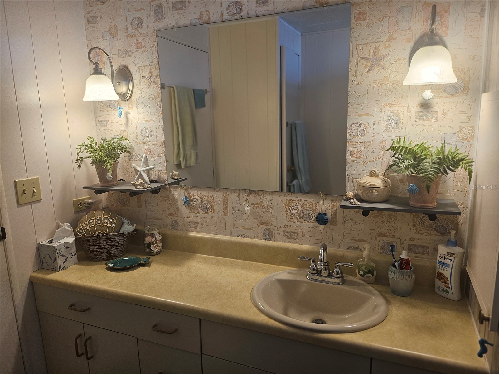 3317 Overcup Oak Terrace Sarasota FL 34237 A4679455 image29