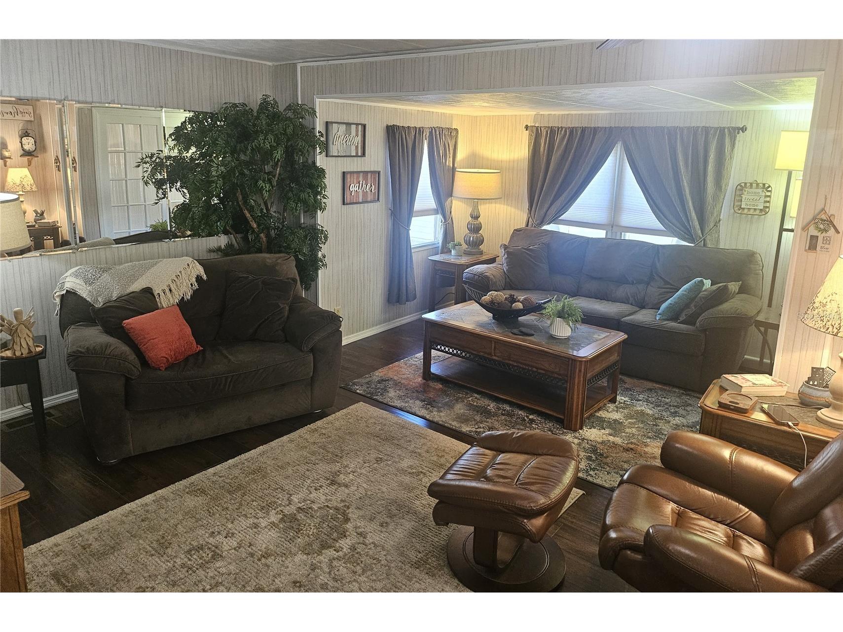 3317 Overcup Oak Terrace Sarasota FL 34237 A4679455 image6