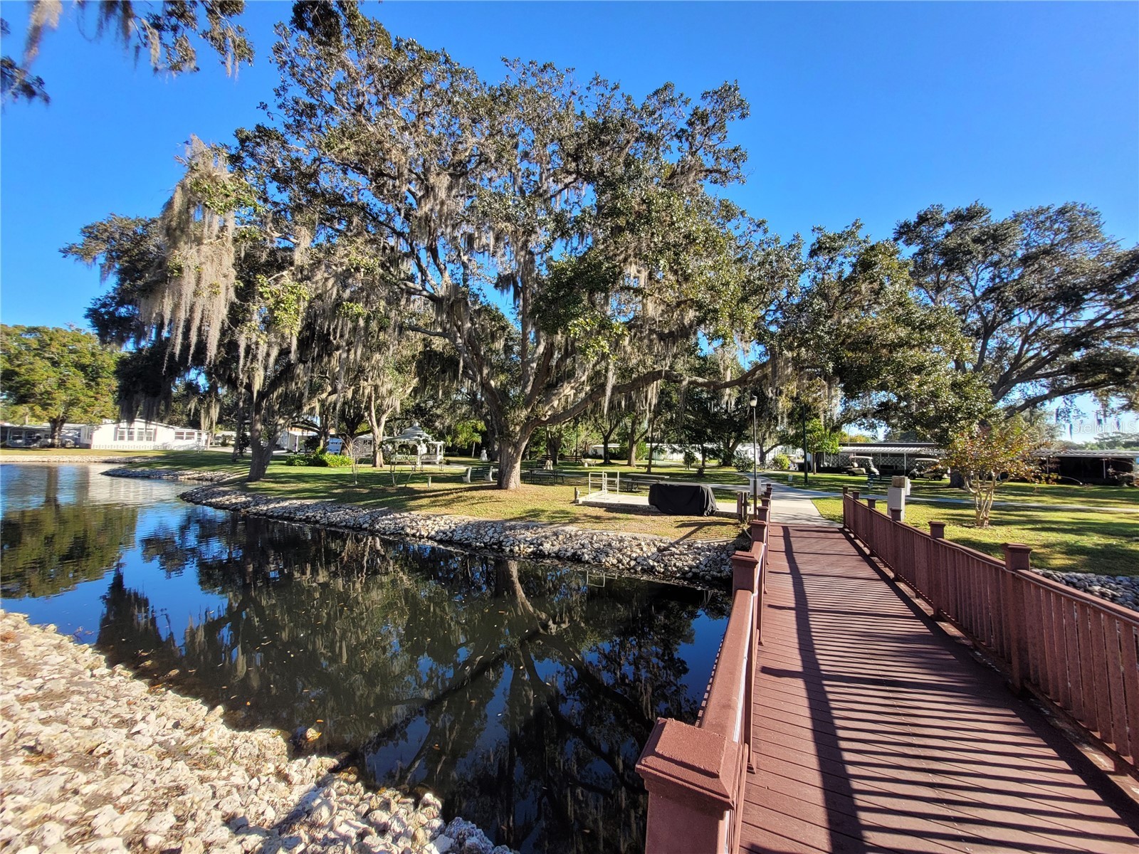 3317 Overcup Oak Terrace Sarasota FL 34237 A4679455 image70