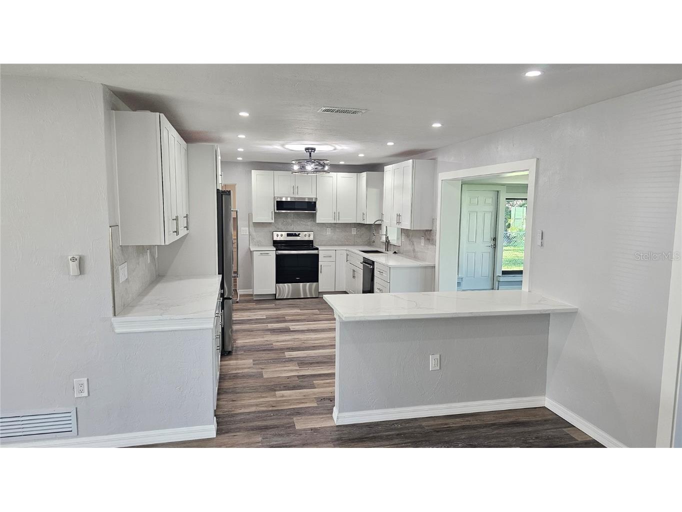 3317 Pine Valley Drive Sarasota FL 34239 A4663718 image7