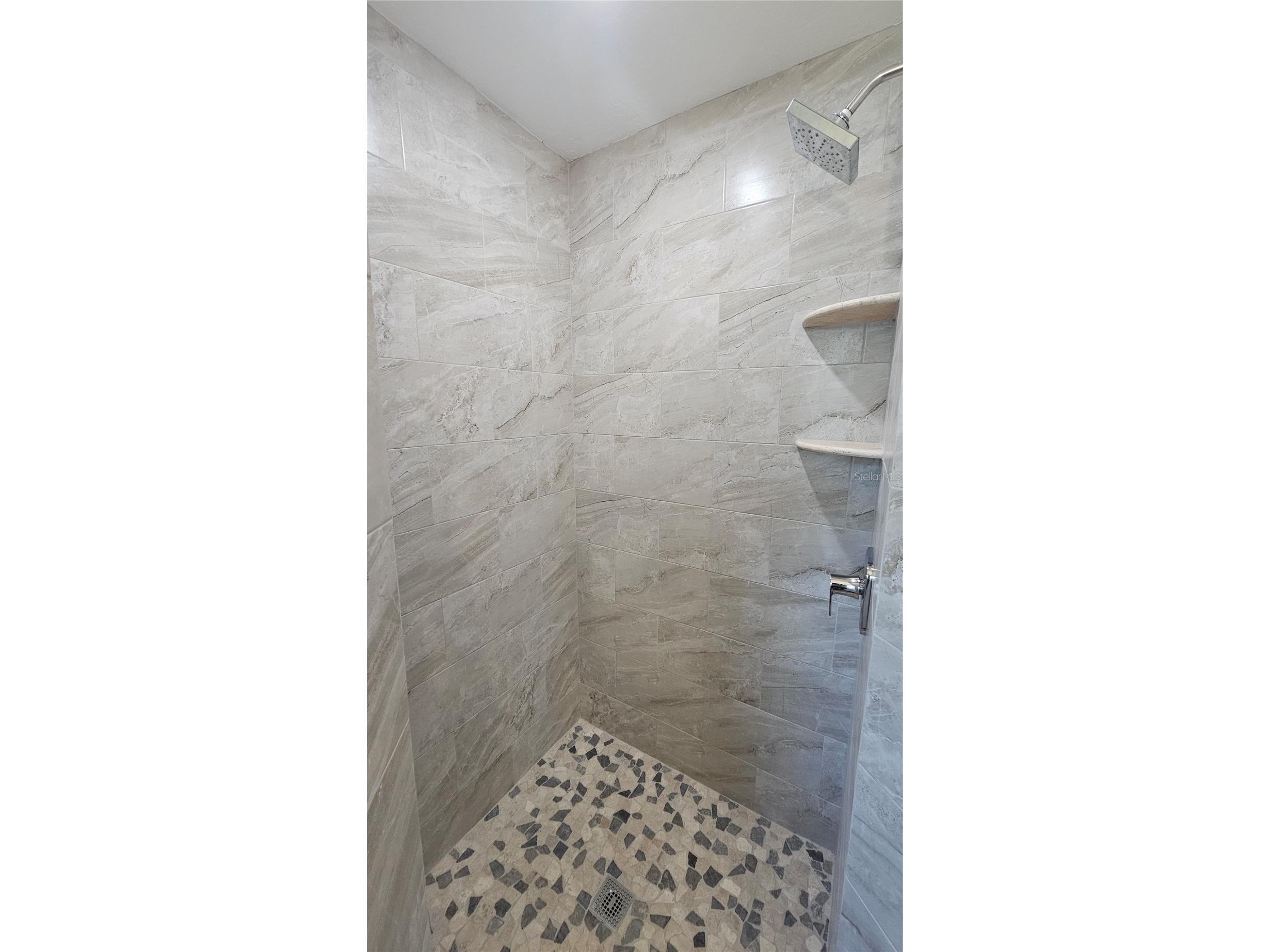 3317 Pine Valley Drive Sarasota FL 34239 A4687689 image12