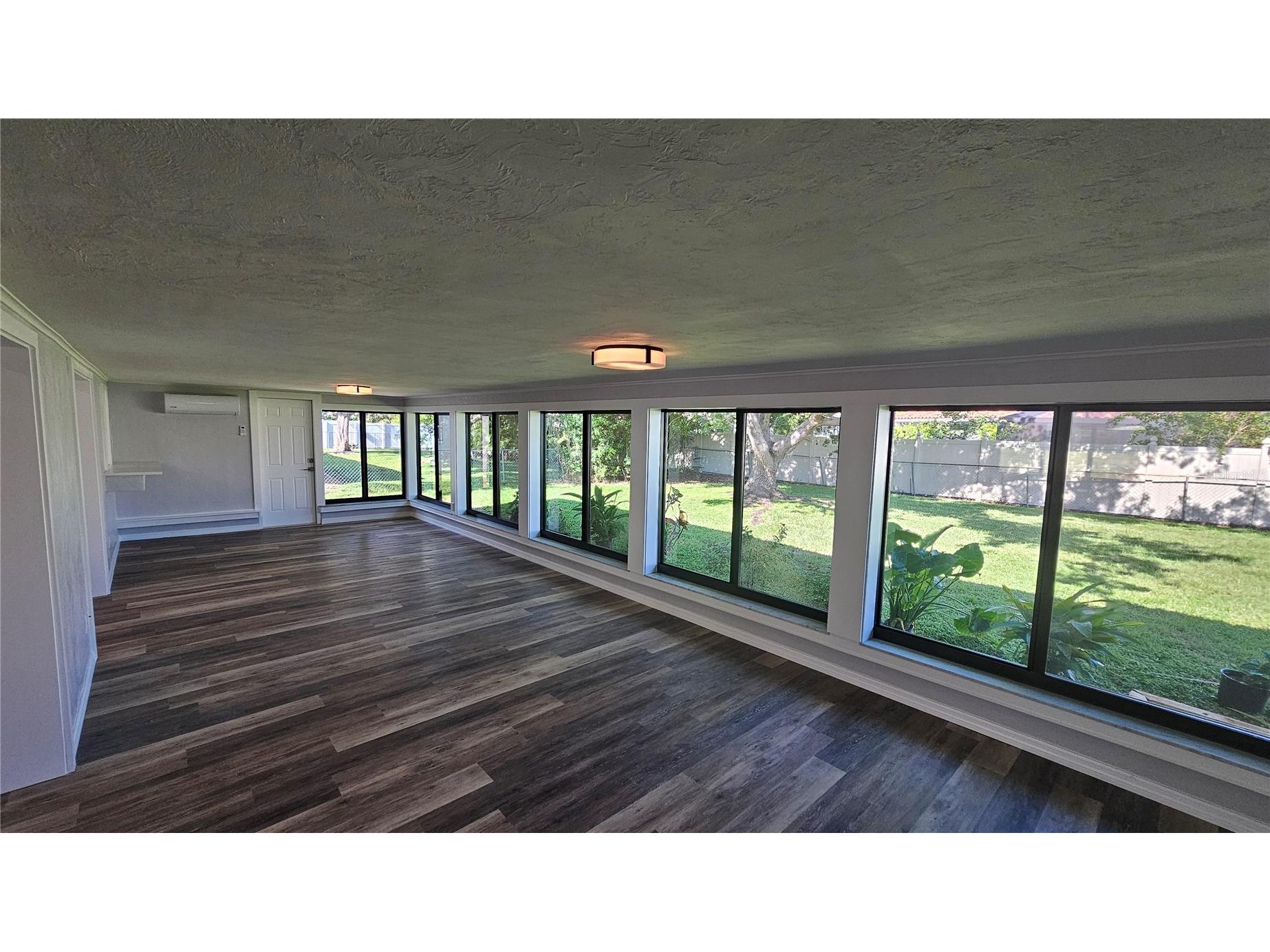 3317 Pine Valley Drive Sarasota FL 34239 A4687689 image9