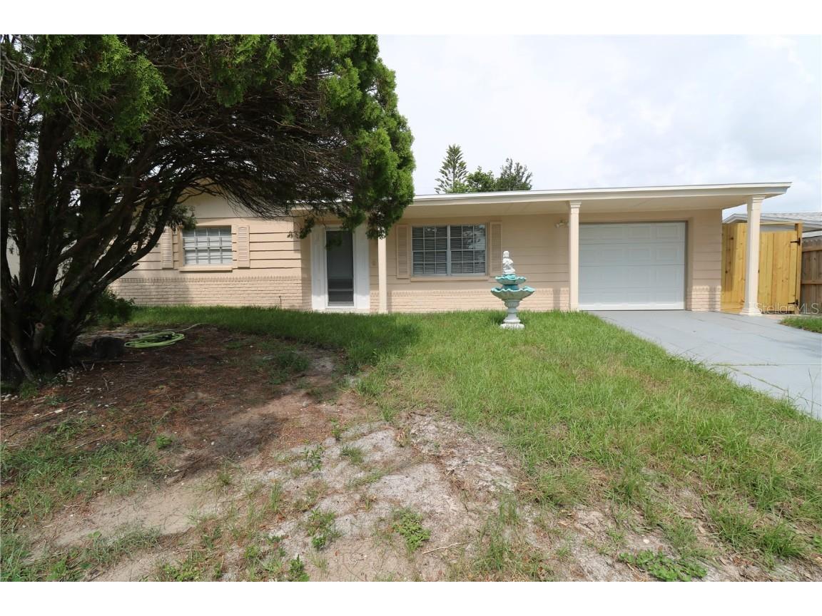 3318 Kimberly Oaks Drive Holiday FL 34691 W7856639 image1