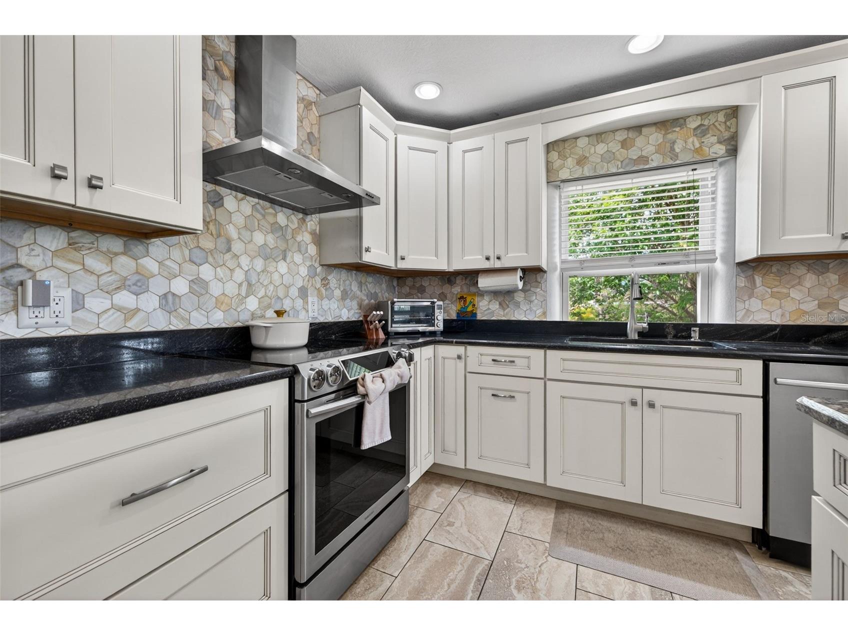 3318 N Ridge Avenue Tampa FL 33603 TB8497467 image12