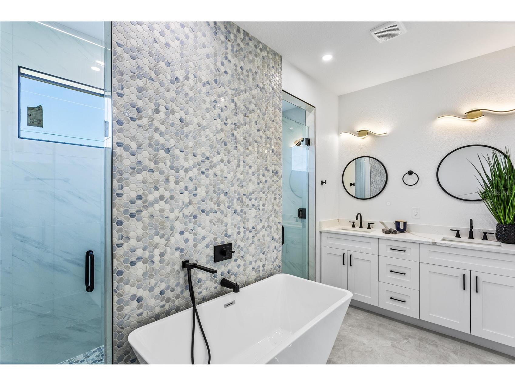 3318 NE 13th Place Cape Coral FL 33909 A4681751 image32