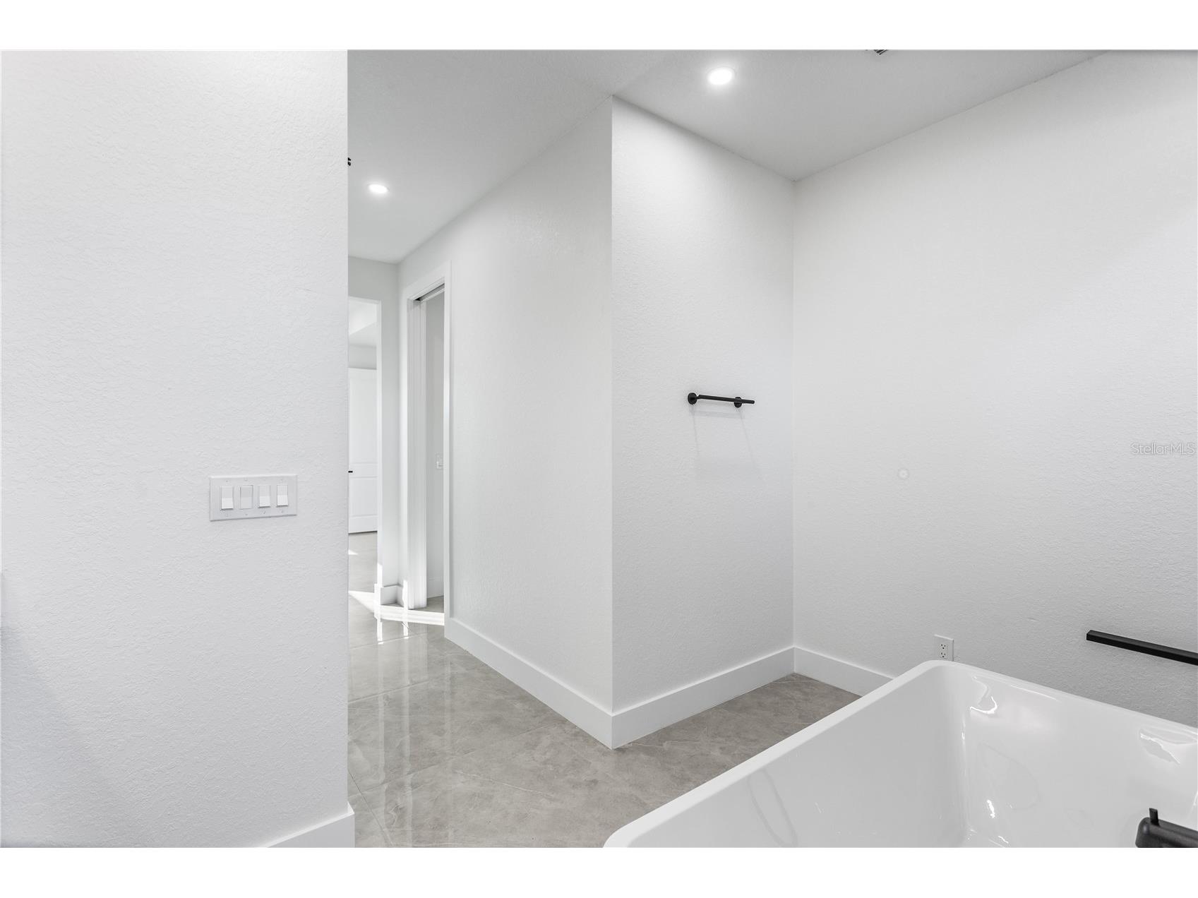 3318 NE 13th Place Cape Coral FL 33909 A4681751 image35