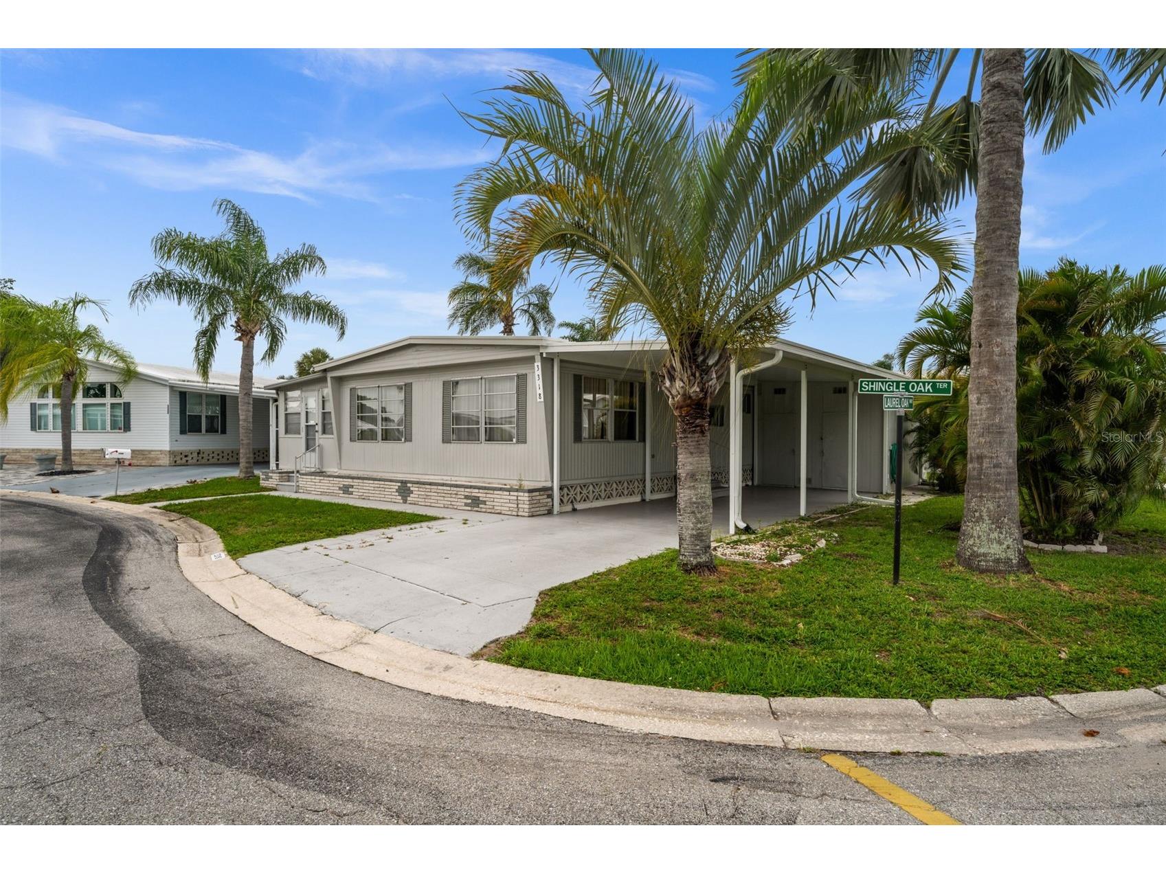 3318 Shingle Oak Terrace Sarasota FL 34237 A4695769 image2