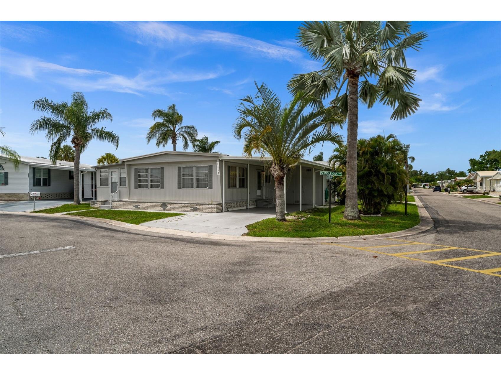 3318 Shingle Oak Terrace Sarasota FL 34237 A4695769 image3