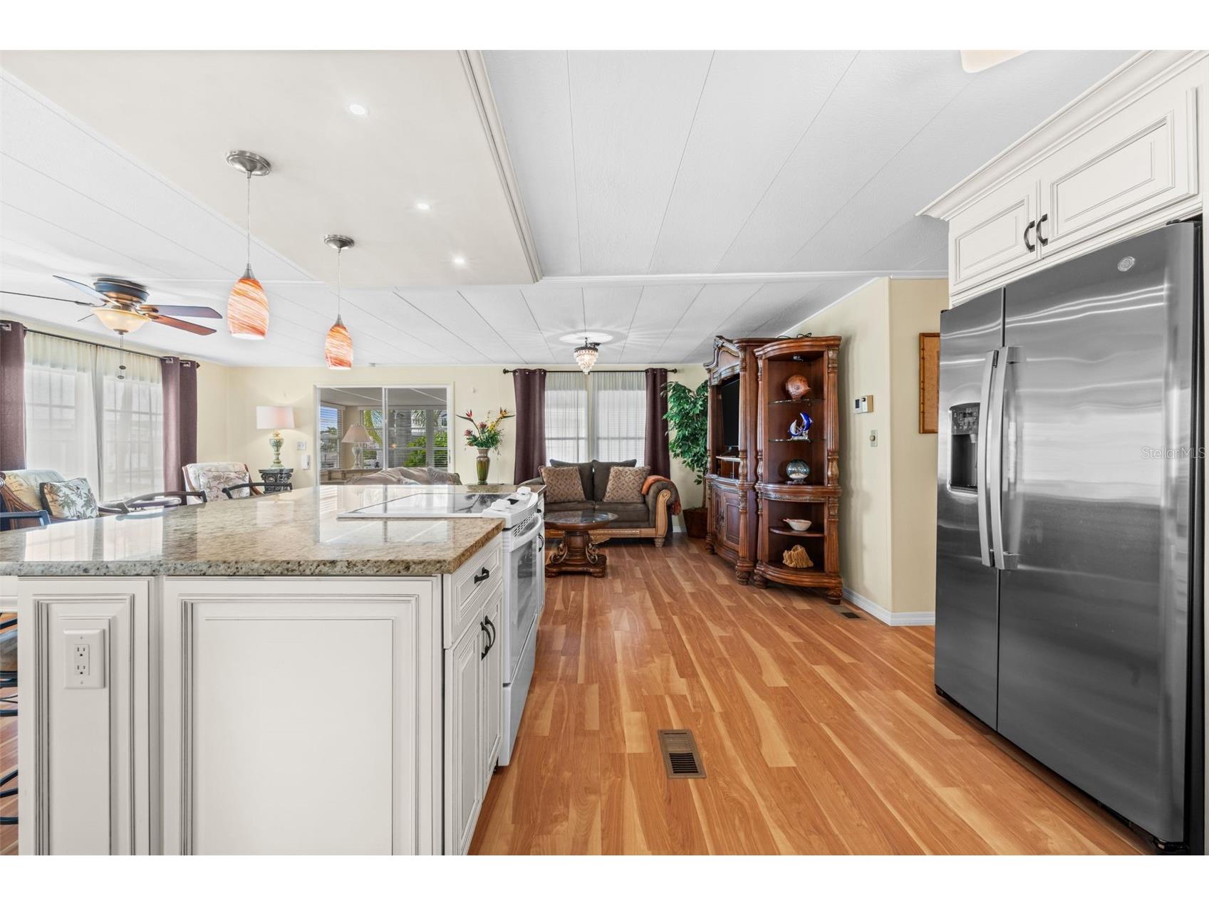 3318 Shingle Oak Terrace Sarasota FL 34237 A4695769 image6