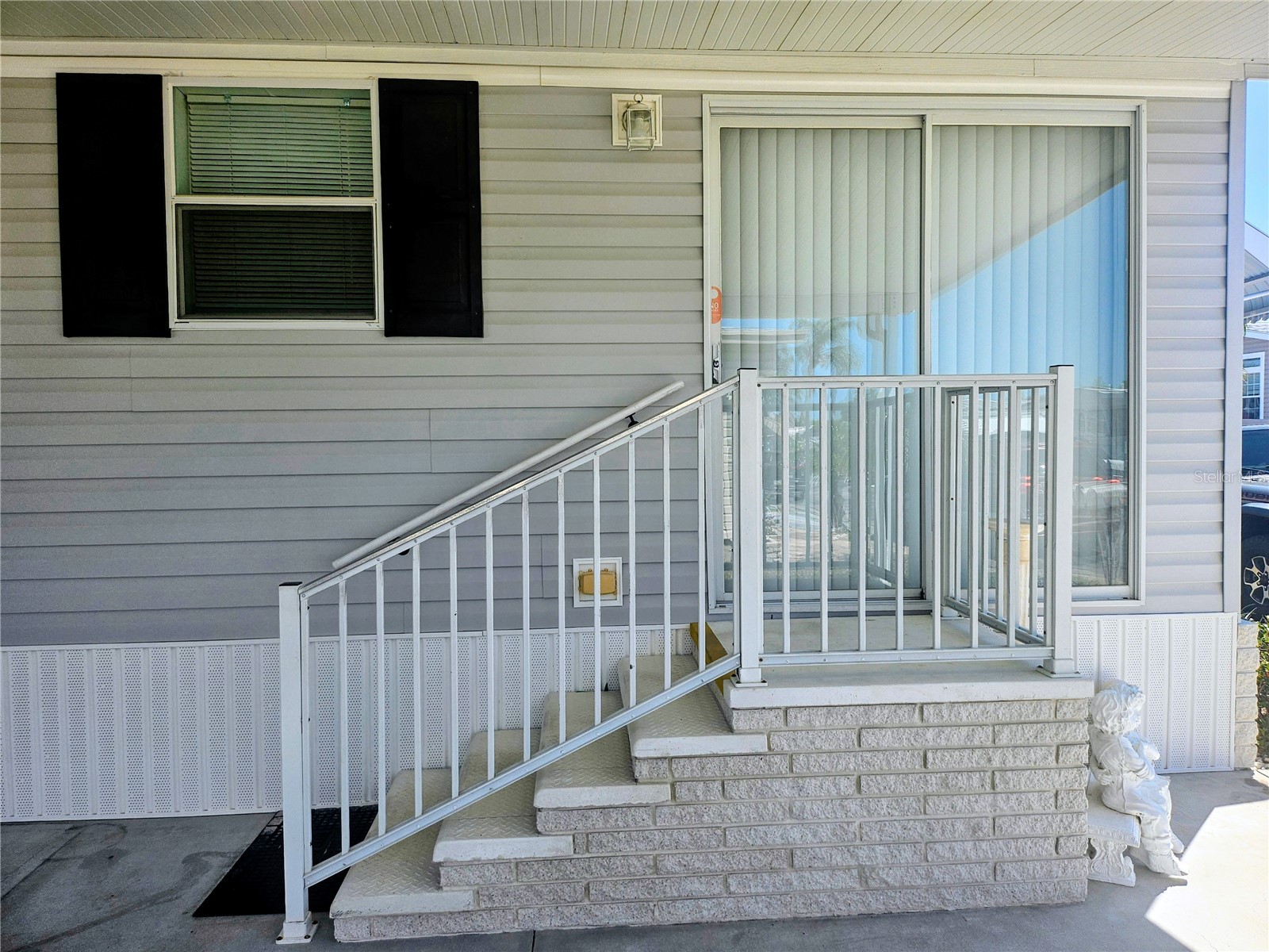 3319 Overcup Oak Terrace Sarasota FL 34237 A4687924 image5