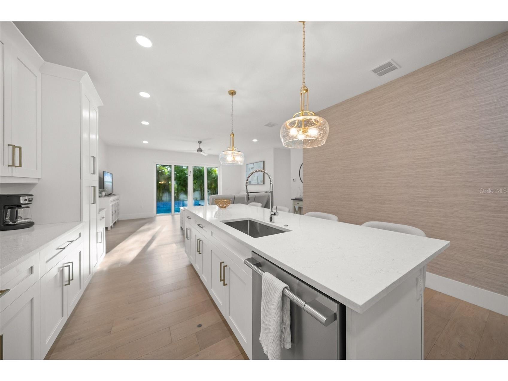 3319 S Osprey Avenue Sarasota FL 34239 A4687005 image11