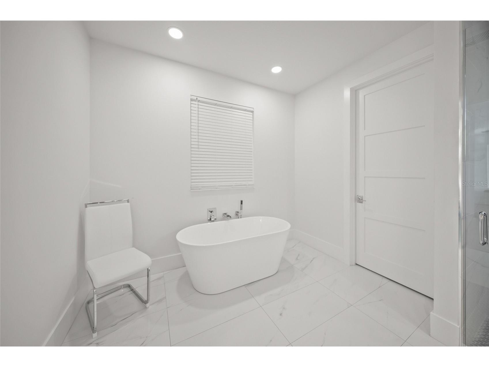 3319 S Osprey Avenue Sarasota FL 34239 A4687005 image17