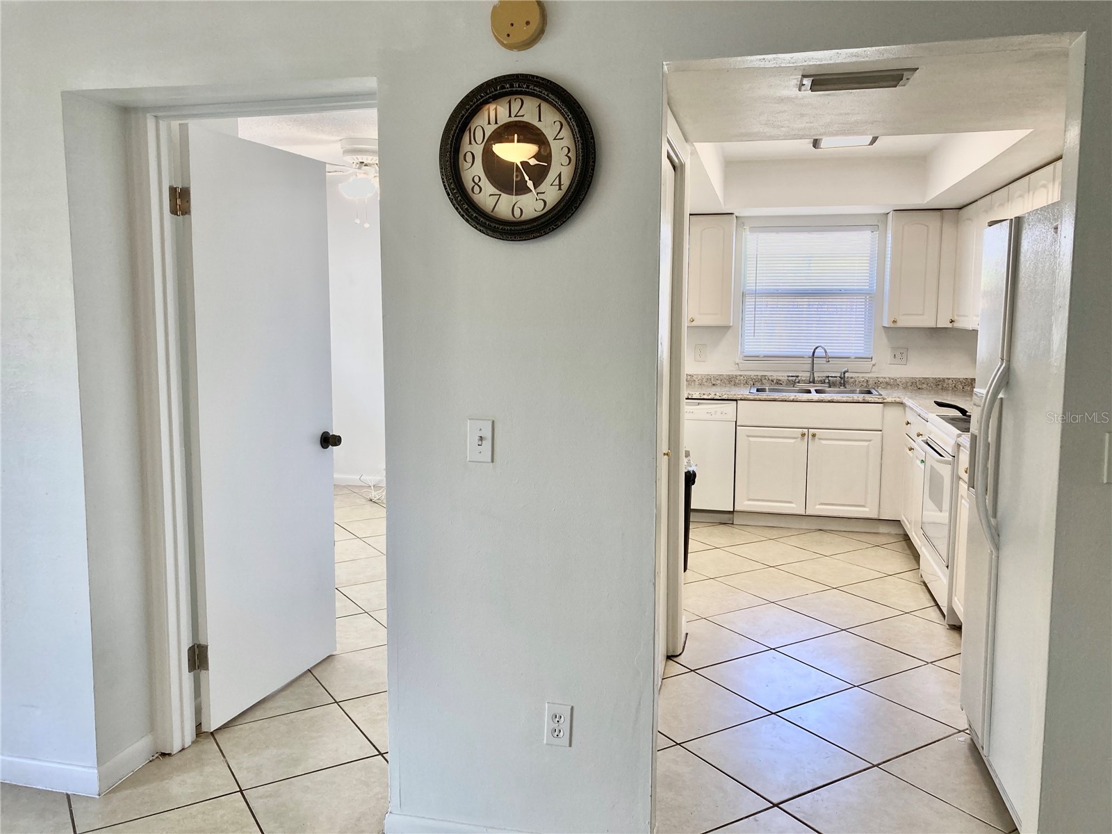 3319 Sherwood Drive Largo FL 33771 TB8517859 image7