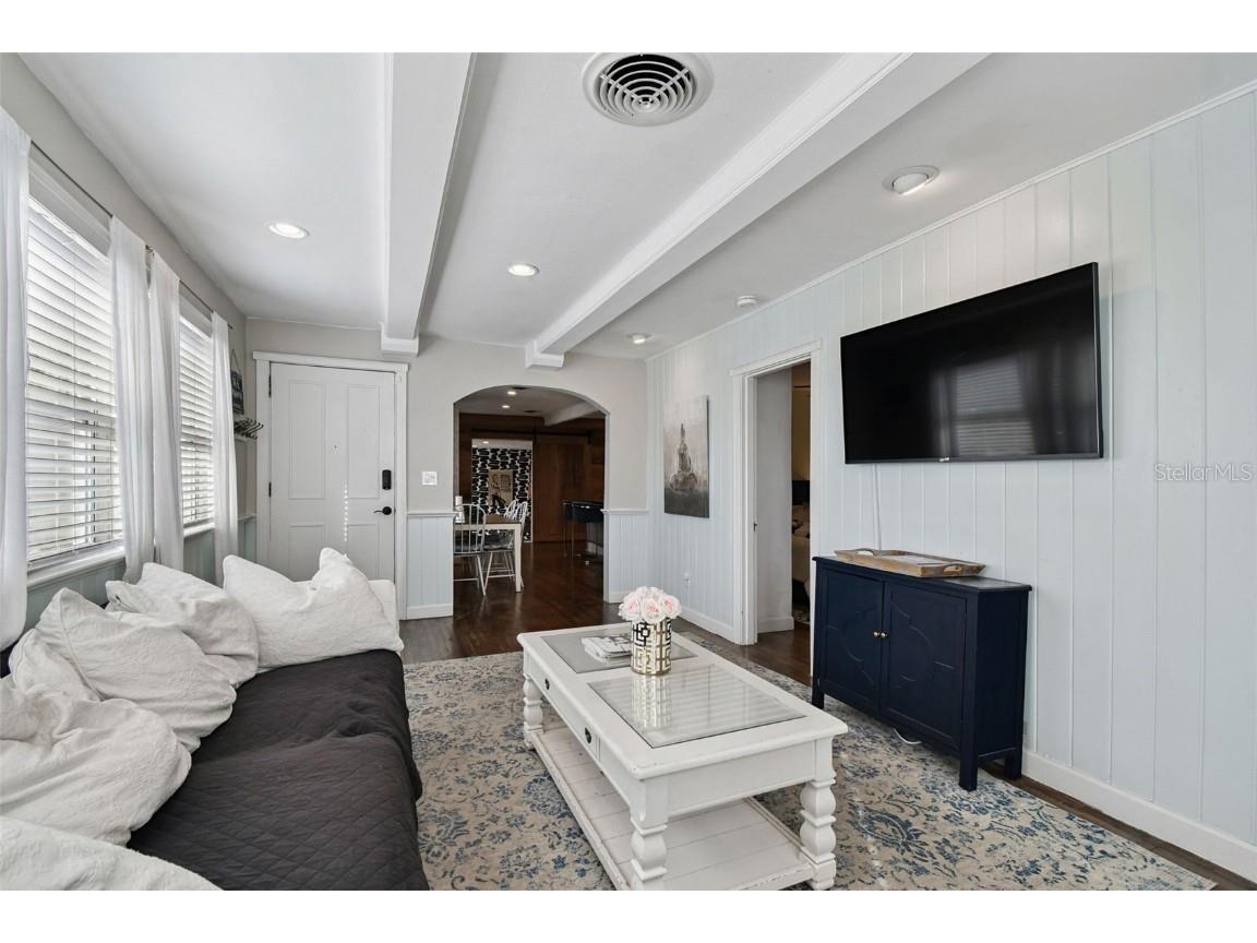 3319 W Paul Avenue Tampa FL 33611 TB8452194 image16